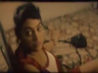 Голям бомби индийски леля в стар възрастен филм клипс, секс клипс 3d | xhamster