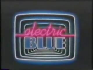 전기 같은 푸른 18 영국: 영국의 18 트리플 엑스 영화 표시 f0
