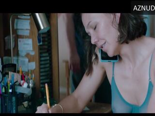 Glorious mom aku wis dhemen jancok maggie gyllenhaal seduced by a young guy: x rated clip d0 | xhamster