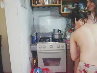 Cô là điên và tôi liếm cô ấy âm hộ trong các nhà bếp: giới tính kẹp 9f | xhamster