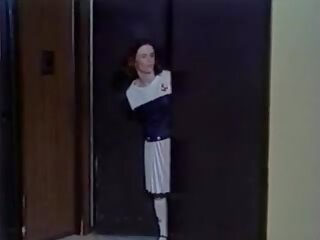 दुष्ट स्कूली छात्राओं 1983, फ्री 80s डर्टी फ़िल्म xxx फ़िल्म b5