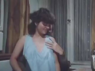 Klasikinis - 1983 - das haus der geheimen lueste - 03: suaugusieji video ad | xhamster