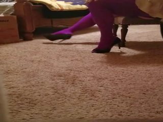 ผู้หญิงไซส์ใหญ่ ใน ฉีก purple ถุงเท้ายาว, ฟรี full-blown เอชดี xxx หนัง ดา