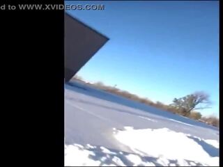 Nagy extraordinary nagymellű feleség megy walking meztelen -ban a hó: trágár videó d1 | xhamster