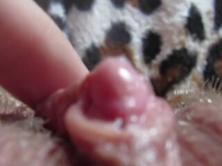 Mqmf con peluda coño burlas su slimy clítoris – ultra-close-up | xhamster