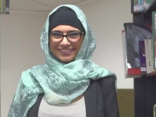 Mia khalfia - arab gagica benzi gol în o bibliotecă doar pentru tu