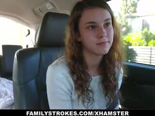 Keluarga cuddles - attractive remaja menghisap beliau stepdad untuk yang kereta | xhamster