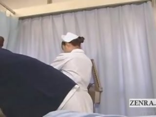 Sottotitolato lei vestita lui nudo giapponese infermieri prep per rapporto