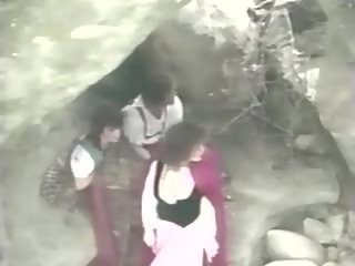 Poco rojo cabalgando capó 1988, gratis duro sexo película película 44